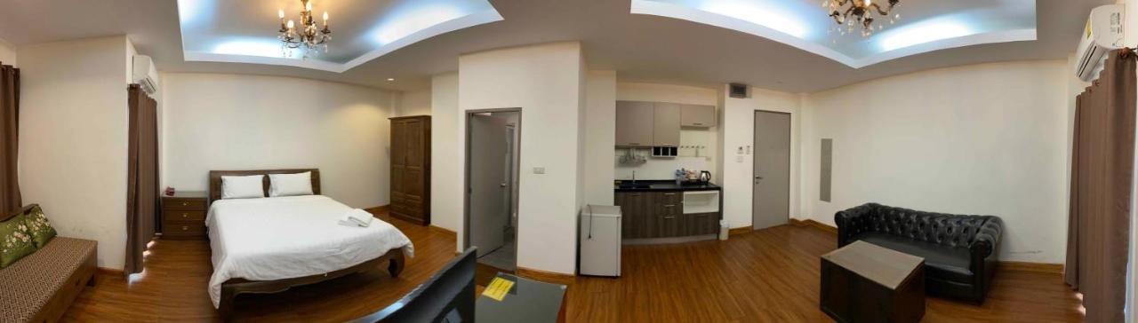 Hotel Iya Патхумтхани Экстерьер фото